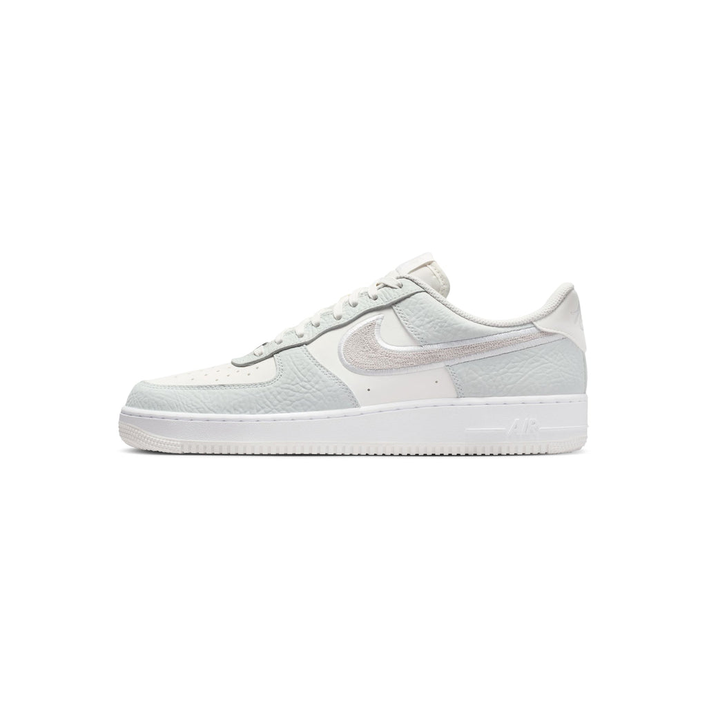 Nike Air Force 1 '07 LV8 (Summit White/Vast Grey-White)